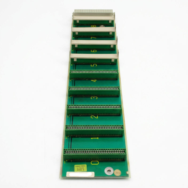 Siemens 811025501A PLC Rack